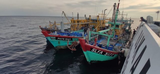 Bakamla RI Tangkap 3 Kapal Ikan Malaysia di Selat Malaka