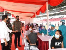 Presiden Jokowi Targetkan 2 Juta Dosis Vaksinasi Covid-19 Harian pada Agustus 2021