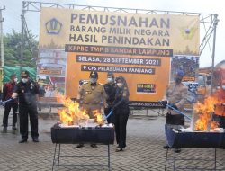 Bea Cukai Bandarlampung Musnahkan 29 Juta Batang Rokok dan Ratusan Laptop