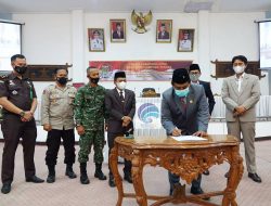 DPRD Lamteng Umumkan Bupati dan Wakil Bupati Lampung Tengah 2021-2026