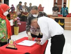 304 Guru SD dan SMP di Bandarlampung Terima SK P3K