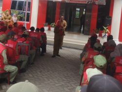 Walikota Eva Dwiana Minta Pamong Ajak Warganya Bersih-bersih