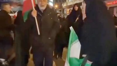 Kutuk Kebiadaban AS, Jutaan Rakyat Iran Turun ke Jalan Tangisi Wafatnya Ali Khamenei